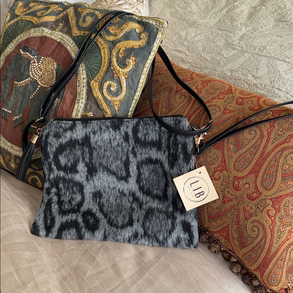 Gray and black Leopard Print cross body Women's Bag NEW WITH TAG L.I.B New York